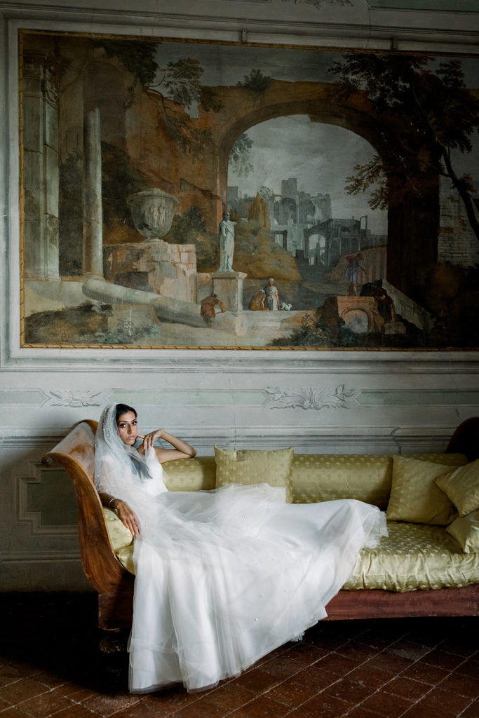 Bride in the Tuscan villa