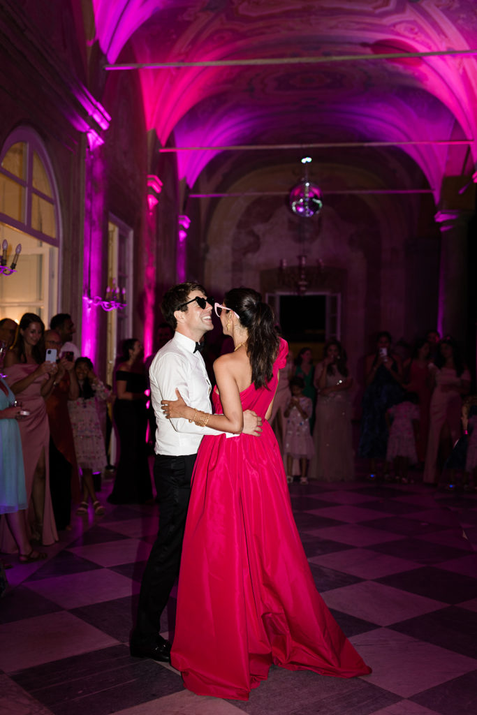 First dance at the wedding in a villa in Tuscany